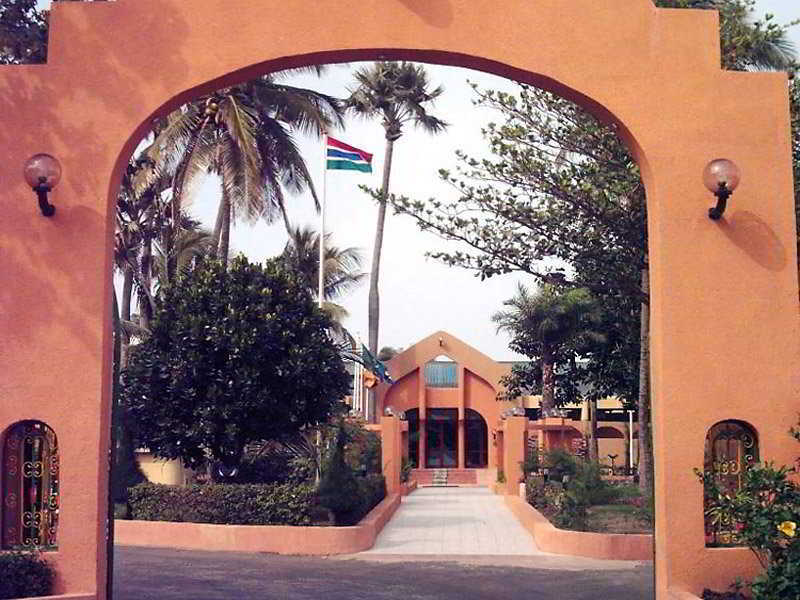 Sunbeach Hotel & Resort Bakau Exterior foto