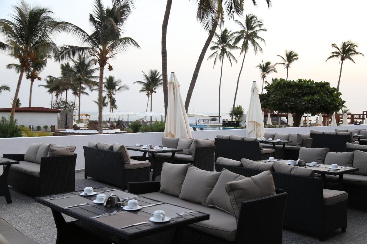 Sunbeach Hotel & Resort Bakau Exterior foto