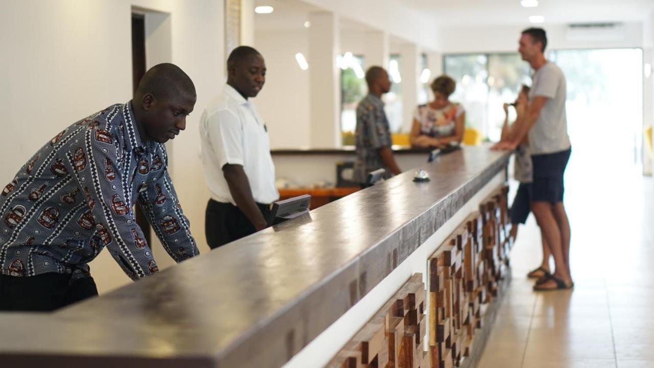 Sunbeach Hotel & Resort Bakau Exterior foto